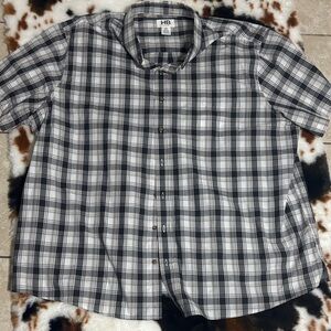 Men's Black and Gray Plaid Casual Button Down Shirt